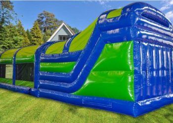 60ft Blue and Green Obstacle Course Bouncy Castle - Image 3